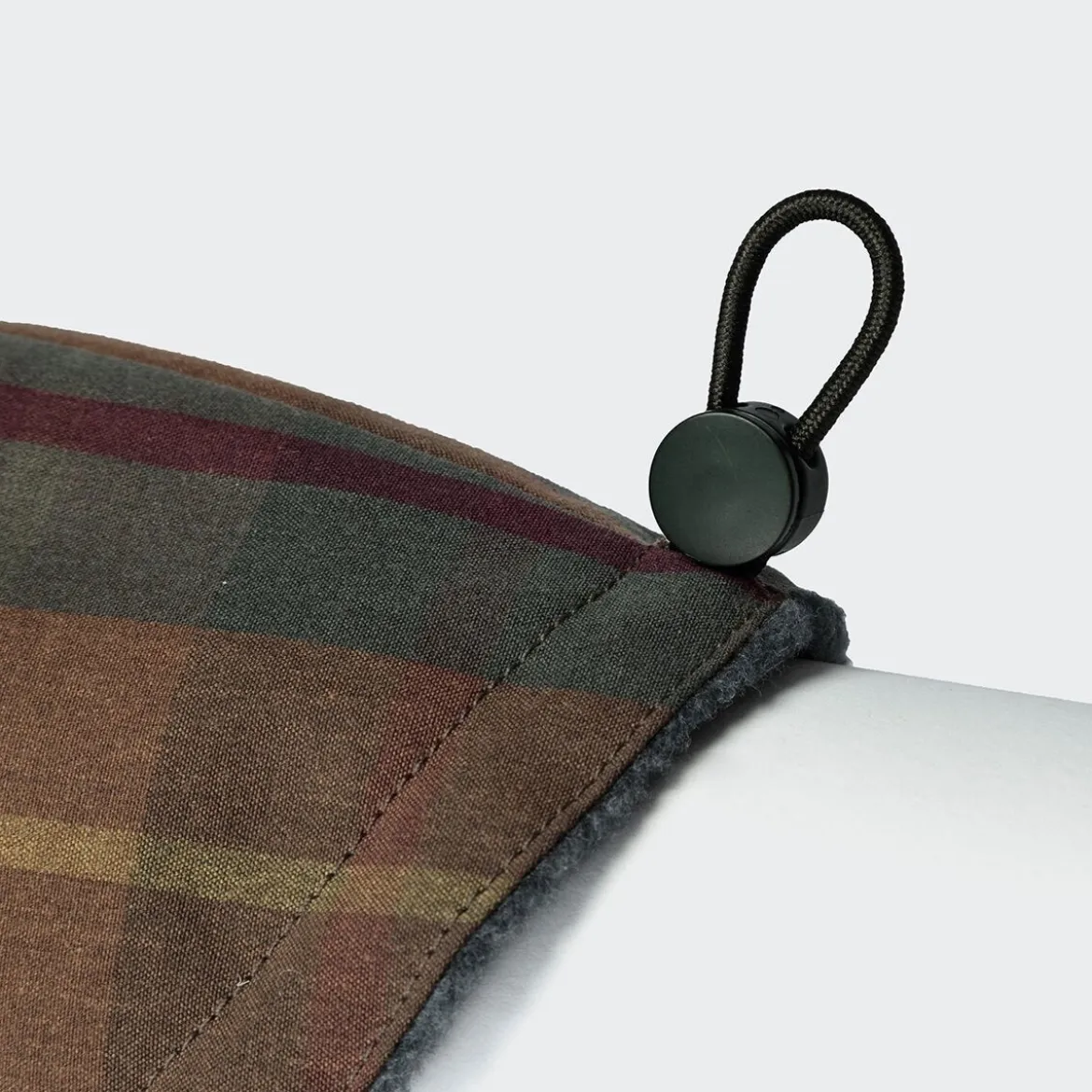 Cloud7 Brooklyn Hundtäcke Taxmodell i Vaxad Tartan