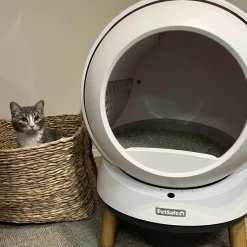 PetSafe SmartSpin Självrensande Kattlåda